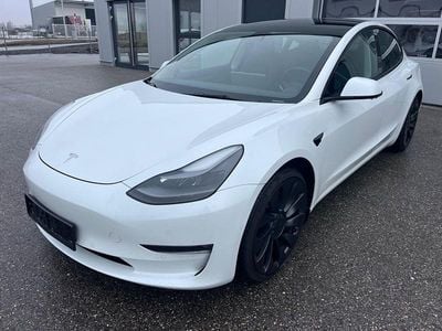 Weiß Gebraucht 2021 Tesla Model 3 Performance Limousine | 24.978 € (Guter Preis)