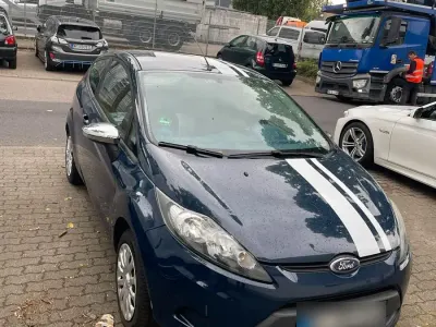 Usata Ford Fiesta 82 CV (60 kW) 2009 Blu Utilitaria
