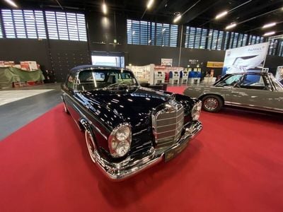 Gebraucht Mercedes W112 SE 170 PS (125 kW) 1965 Blau Cabrio