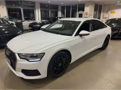 Gebraucht Audi A6 Basis 299 PS (219 kW) 2020 Gletscherweiß metallic (metallic) Limousine