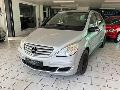 Gebraucht Mercedes B170 116 PS (85 kW) 2006 Silber Van / Kleinbus