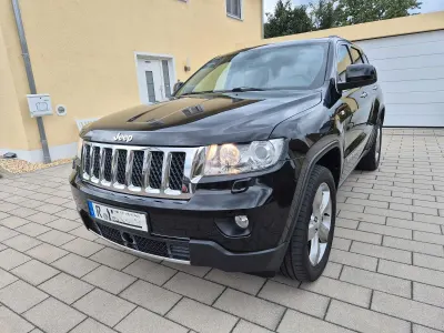Gebraucht Jeep Grand Cherokee Overland 241 PS (177 kW) 2012 Schwarz SUV