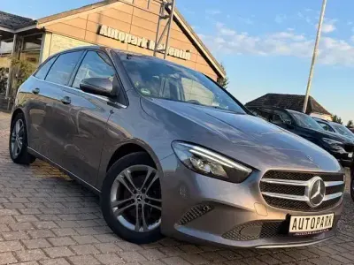 Second-hand Mercedes B220 Style 190 CP (139 kW) 2019 Gri Monovolum