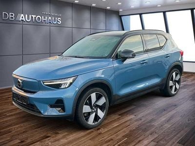 Blau Gebraucht 2024 Volvo XC40 Core SUV | 37.980 € (Guter Preis)