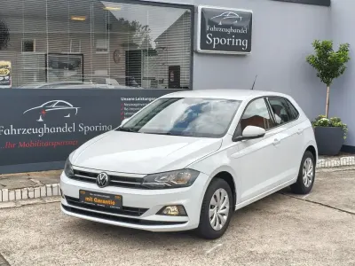 Gebraucht VW Polo Comfortline 95 PS (69 kW) 2021 Weiß Kleinwagen