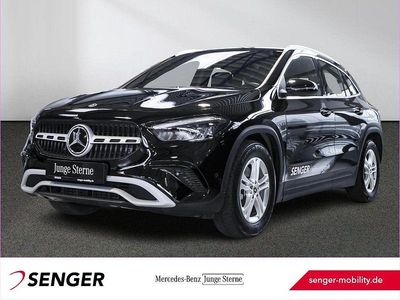 Gebraucht Mercedes GLA200 163 PS (119 kW) 2024 Schwarz SUV