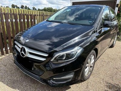 Mercedes B180