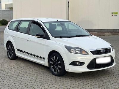 Gebraucht Ford Focus 125 PS (91 kW) 2010 Weiß Kombi