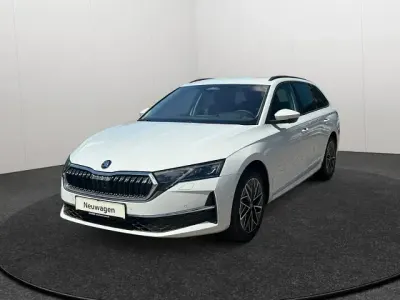 Neu Skoda Octavia 150 PS (110 kW) 2026 Moonweiss metallic Kombi