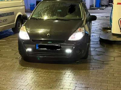 Gebraucht Renault Clio III 2011 Schwarz Kleinwagen