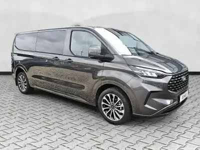 Neu Ford Tourneo Custom Titanium X 2026 Grau Van