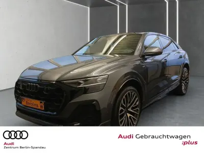 Neu Audi Q8 Business 286 PS (210 kW) 2025 Grau SUV