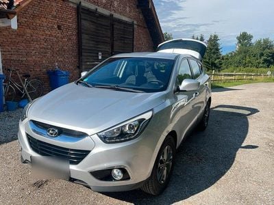 Grau Gebraucht 2014 Hyundai ix35 Edition SUV | 8.850 € (Fairer Preis)