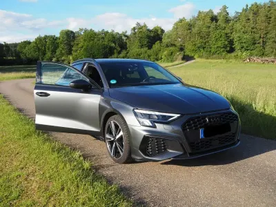 Gebraucht Audi A3 S-Line 150 PS (110 kW) 2023 Grau Limousine
