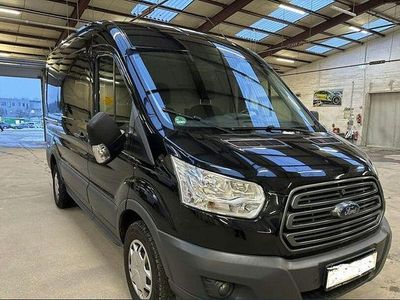 Gebraucht Ford Transit Trend 105 PS (77 kW) 2019 Schwarz Van / Kleinbus