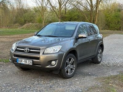Gebraucht Toyota RAV4 Executive 150 PS (110 kW) 2010 Braun SUV
