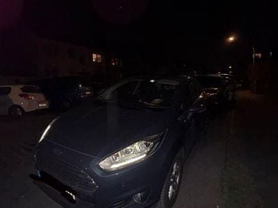 Gebraucht Ford Fiesta Trend 101 PS (74 kW) 2014 Blau Kleinwagen