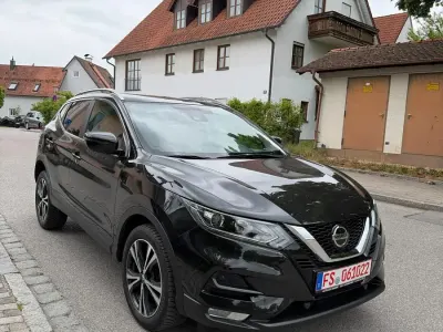Gebraucht Nissan Qashqai 159 PS (116 kW) 2019 Schwarz SUV