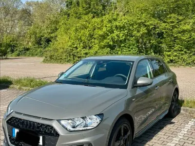 Gebraucht Audi A1 Sportback S-Line 95 PS (69 kW) 2024 Grau Kleinwagen