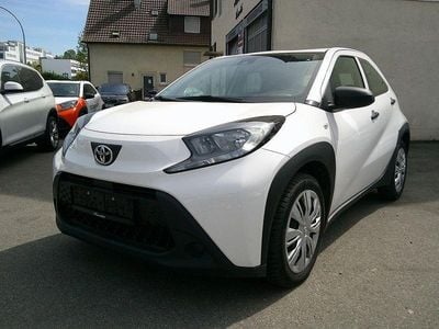 Second-hand Toyota Aygo X 72 CP (52 kW) 2023 Alb SUV