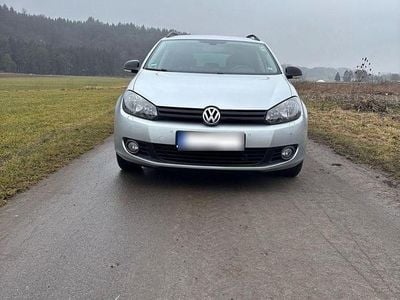 Gebraucht VW Golf VII Comfortline 122 PS (89 kW) 2012 Silber Kombi