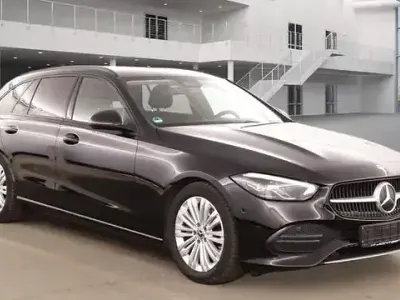 Usata Mercedes C200 184 CV (135 kW) 2023 Nero Station wagon