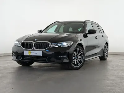 Begagnad BMW 320 Sport Line 184 HK (135 kW) 2019 Svart Sedan