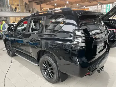Gebraucht Toyota Land Cruiser TEC-Edition 204 PS (150 kW) 2024 Schwarz SUV