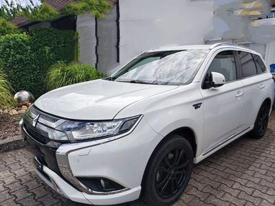Mitsubishi Outlander P-HEV