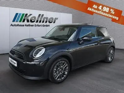 Gebraucht Mini Cooper Classic 114 kW (156 PS) 2025 Schwarz Kleinwagen