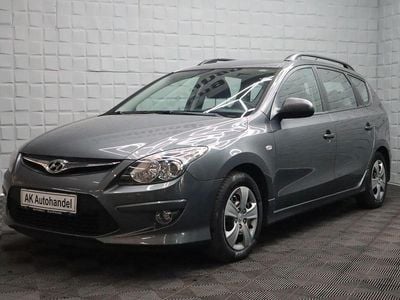 Gebraucht Hyundai i30 Edition+ 90 PS (66 kW) 2011 Grau Kombi