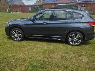 Gebraucht BMW X1 150 PS (110 kW) 2019 Grau SUV