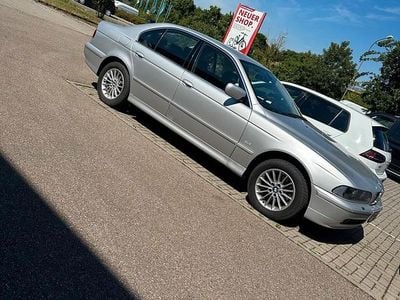 BMW 525