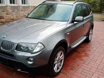 Grau Gebraucht 2009 BMW X3 Lifestyle SUV | 5.700 € (Guter Preis)