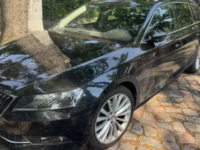 Gebraucht Skoda Superb Style 190 PS (139 kW) 2016 Kombi