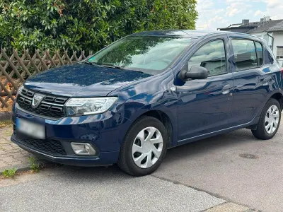 Gebraucht Dacia Sandero Essentiel 73 PS (53 kW) 2019 Blau Limousine