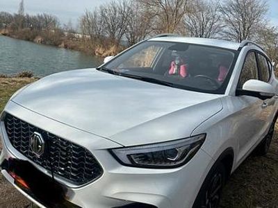 Usata MG ZS Luxury 106 CV (77 kW) 2022 Bianco SUV