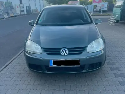 Gebraucht VW Golf V 102 PS (75 kW) 2005 Grau Kleinwagen