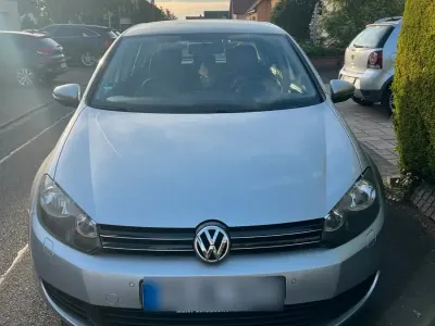 Gebraucht VW Golf VI 80 PS (58 kW) 2010 Silber Kleinwagen
