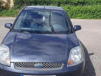 Gebraucht Ford Fiesta Ambiente 60 PS (44 kW) 2007 Kleinwagen