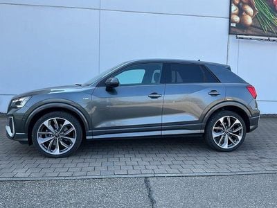 Gebraucht Audi Q2 S-Line 190 PS (139 kW) 2024 Grau SUV
