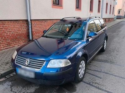 Gebraucht VW Passat 130 PS (95 kW) 2004 Blau Kombi