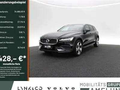 Used Volvo V60 CC Plus 197 HP (144 kW) 2024 Black Estate