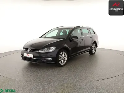 Gebraucht VW Golf VII Highline 125 PS (91 kW) 2018 Deep black perleffekt Kombi