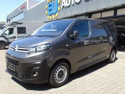 Gebraucht Citroën Jumpy 144 PS (105 kW) 2022 Platiniumgrau Van / Kleinbus