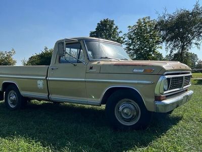 gebraucht Ford F250 Pickup, V8, Automatik, Patina