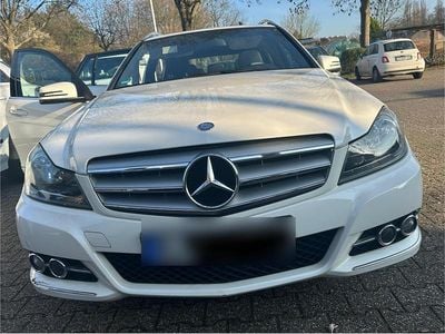 Gebraucht Mercedes C200 136 PS (100 kW) 2012 Weiß Kombi