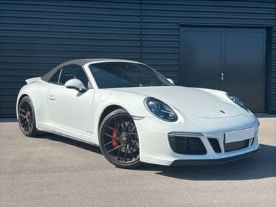 Porsche 911 Carrera GTS