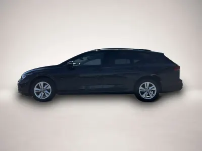Gebraucht VW Golf VII Life 150 PS (110 kW) 2021 Schwarz Kleinwagen