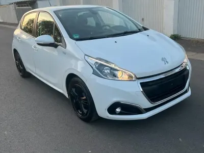 Brugt Peugeot 208 Active 82 HK (60 kW) 2018 Hvid Hatchback